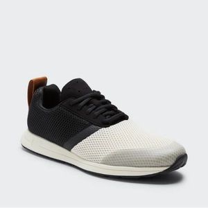 York Athletics mens 12 the Henry running shoes